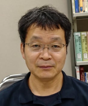 秋庭 史典 写真