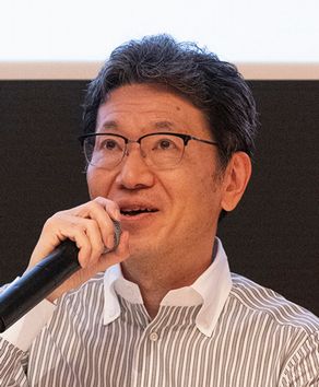 友原 章典 写真