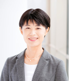 西村 純子 氏