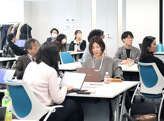 �u�t�𗬉�̗l�q3